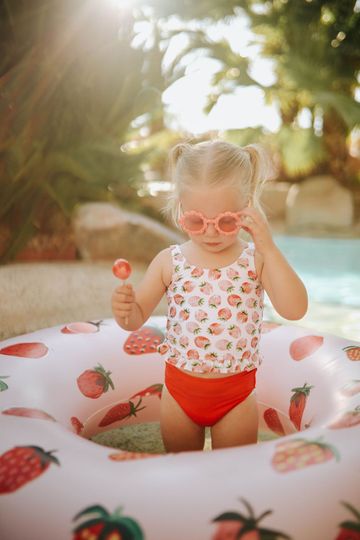 PINK DESERT GIRLS MINI RUFFLE PEPLUM SWIMSUIT SET IN SUMMER STRAWBERRY AND POPPY
