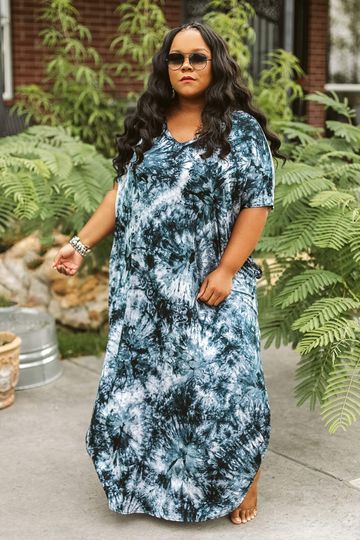 Caring Kisses Dress |Cute Plus Size Navy Multi Dress