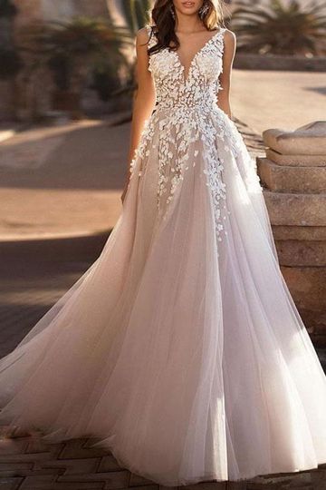 Wedding Dresses 2021 Tulle Deep V Neck A Line Sleeveless Multilayer Tulle Lace Applique Classic Bridal Gowns With Train
