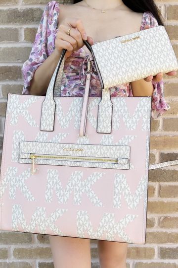 Michael Kors Kenly XL Tote Graphic Logo Vanilla MK Pink + Double Zip Wristlet