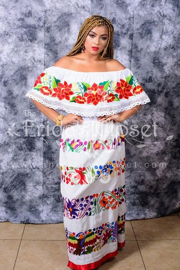 Gorgeous White Mexican Off Shoulder Peasant Blouse Top Embroidered