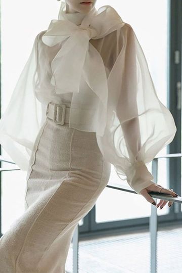 SABRINA Perspective Blouse
