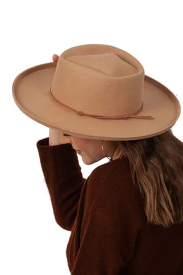 Lucca Women's HBL1041 Sadie Crown Shape Hat - Tan