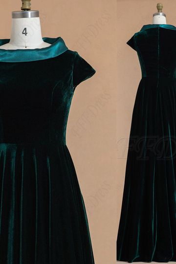 Dark Green Velvet Modest Bridesmaid Dresses Vintage