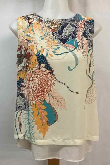 Rose & Olive Size M Cream Sleeveless Shirt