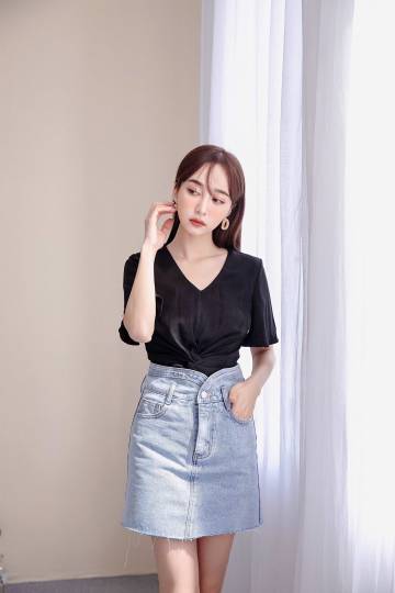 Twist Top in black